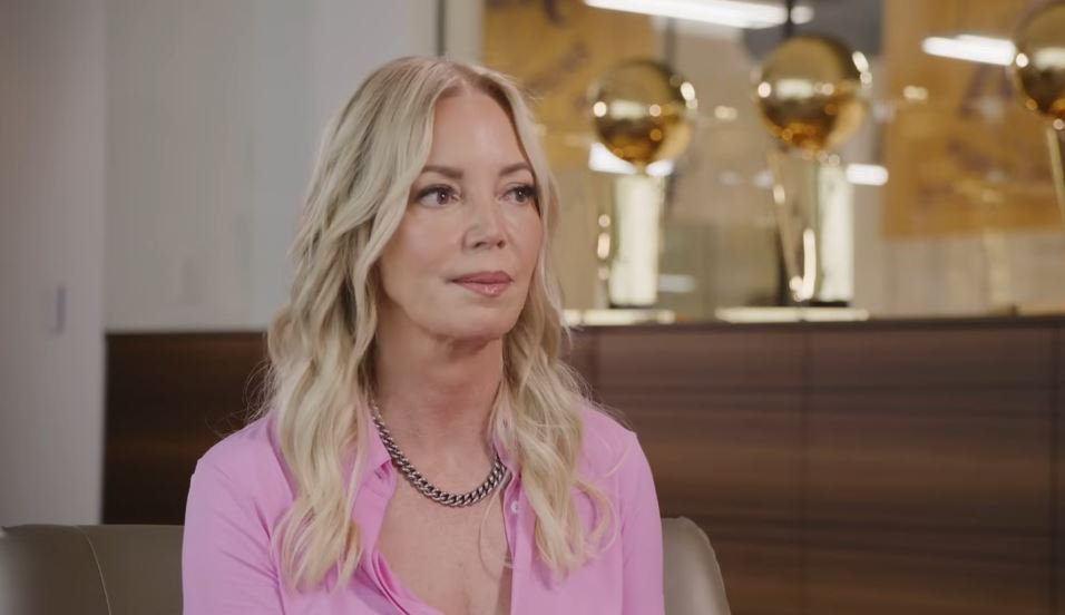 The High-Stakes PR War Between Jeanie Buss and National Insiders